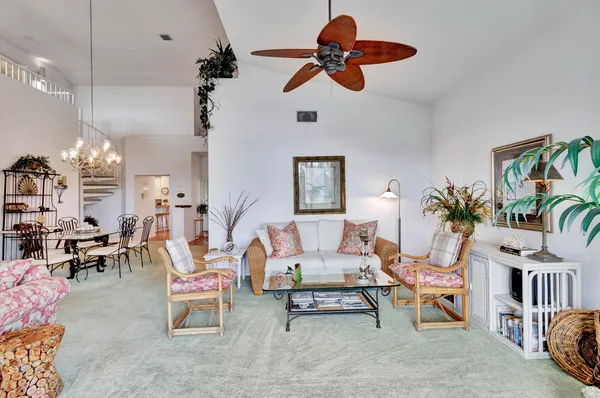 $1,150,000 | 303 Mainsail Circle, Jupiter, FL 33477