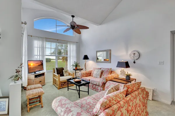 $1,150,000 | 303 Mainsail Circle, Jupiter, FL 33477