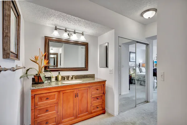 $1,150,000 | 303 Mainsail Circle, Jupiter, FL 33477