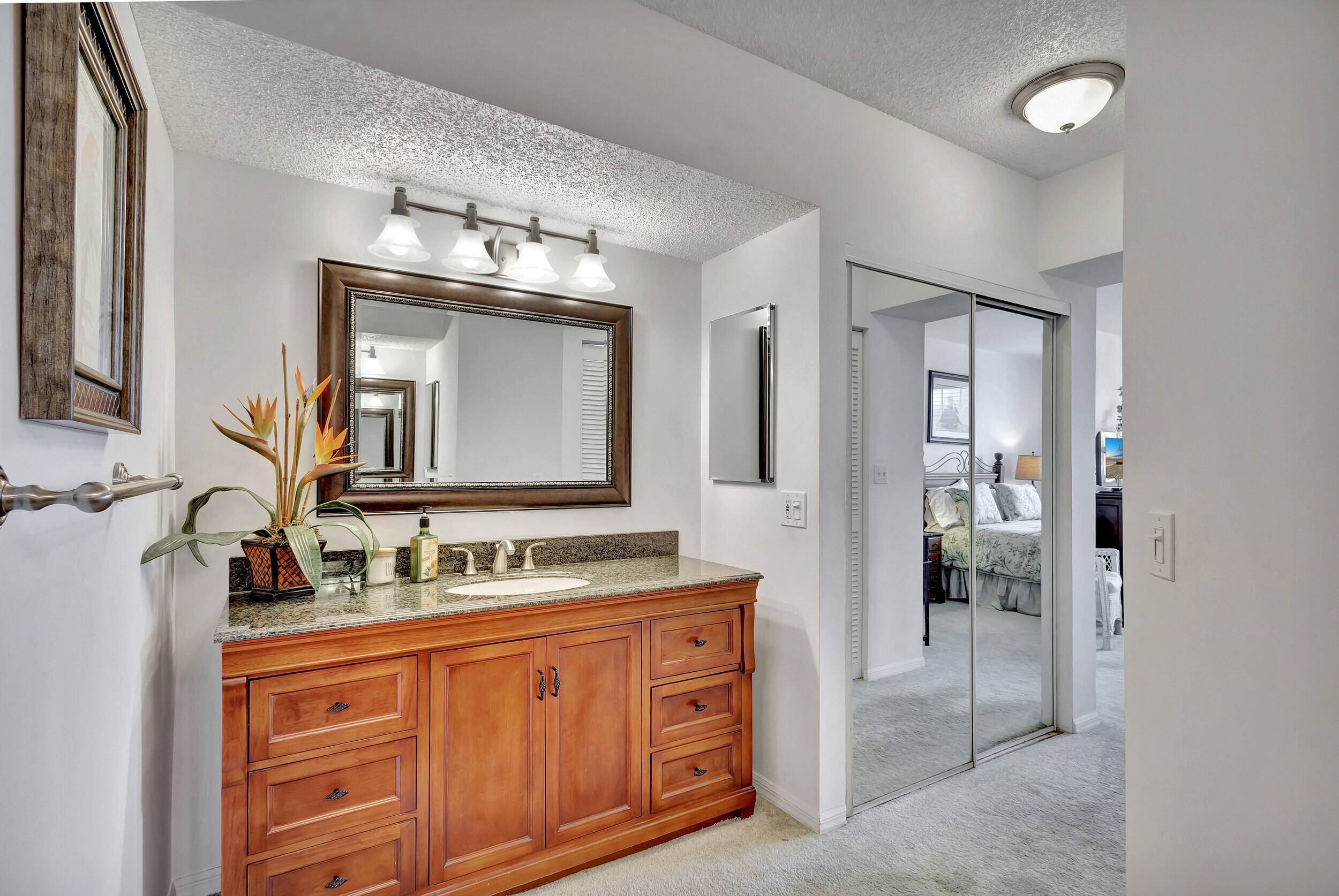 303 Mainsail Circle Jupiter, FL 33477 - Photo 32 of 59 Primary Bathroom