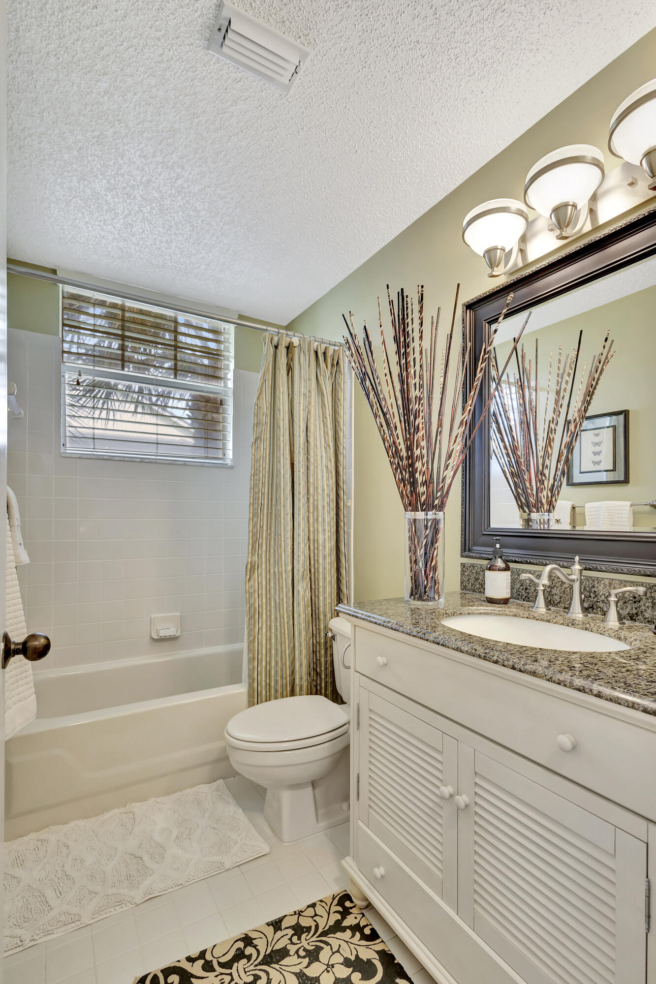 303 Mainsail Circle Jupiter, FL 33477 - Photo 35 of 59 Guest Bedroom