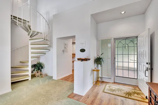 $1,150,000 | 303 Mainsail Circle, Jupiter, FL 33477