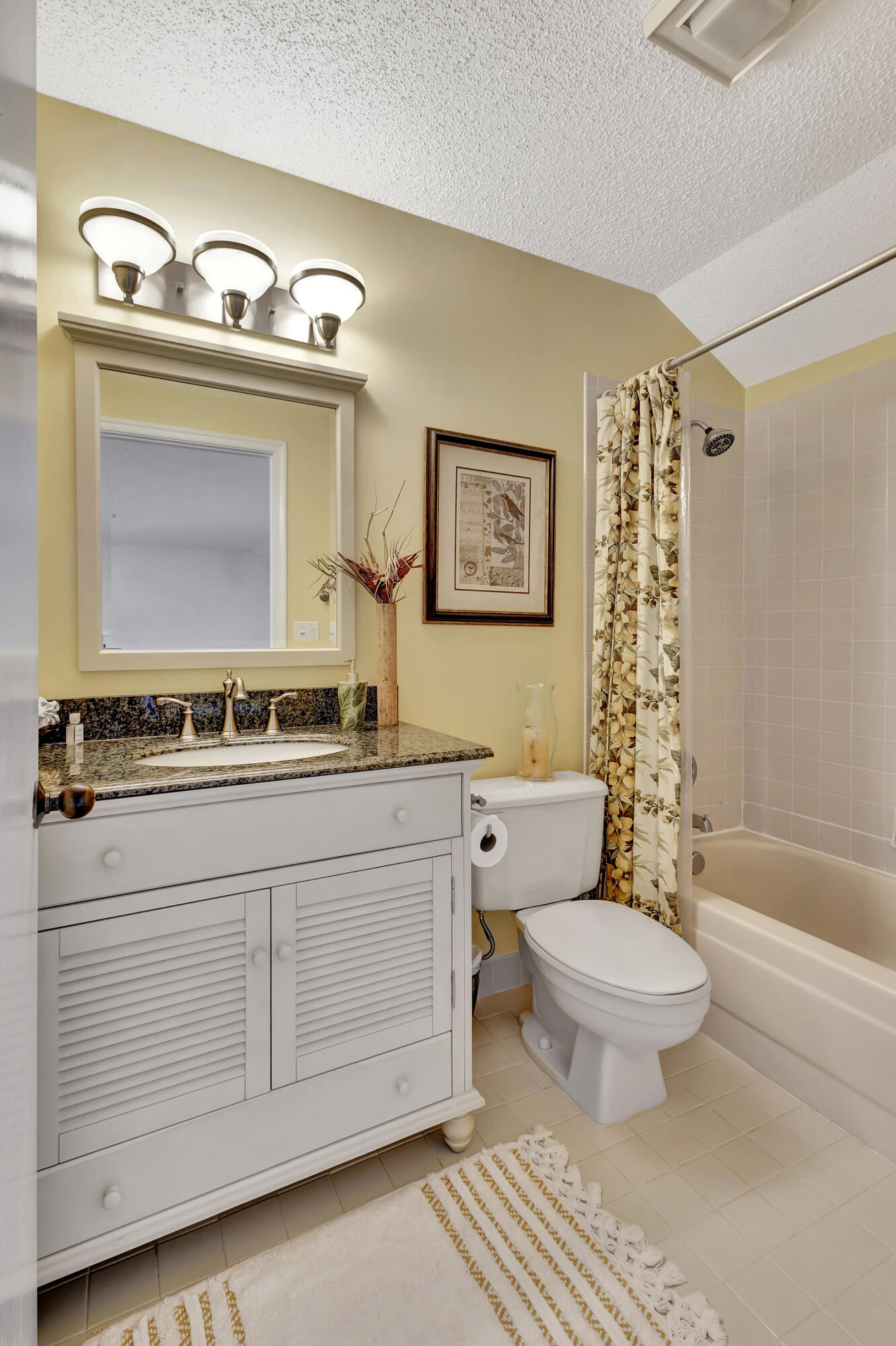 303 Mainsail Circle Jupiter, FL 33477 - Photo 42 of 59 3rd Bathroom
