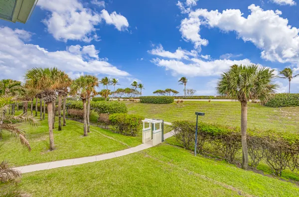 $1,150,000 | 303 Mainsail Circle, Jupiter, FL 33477