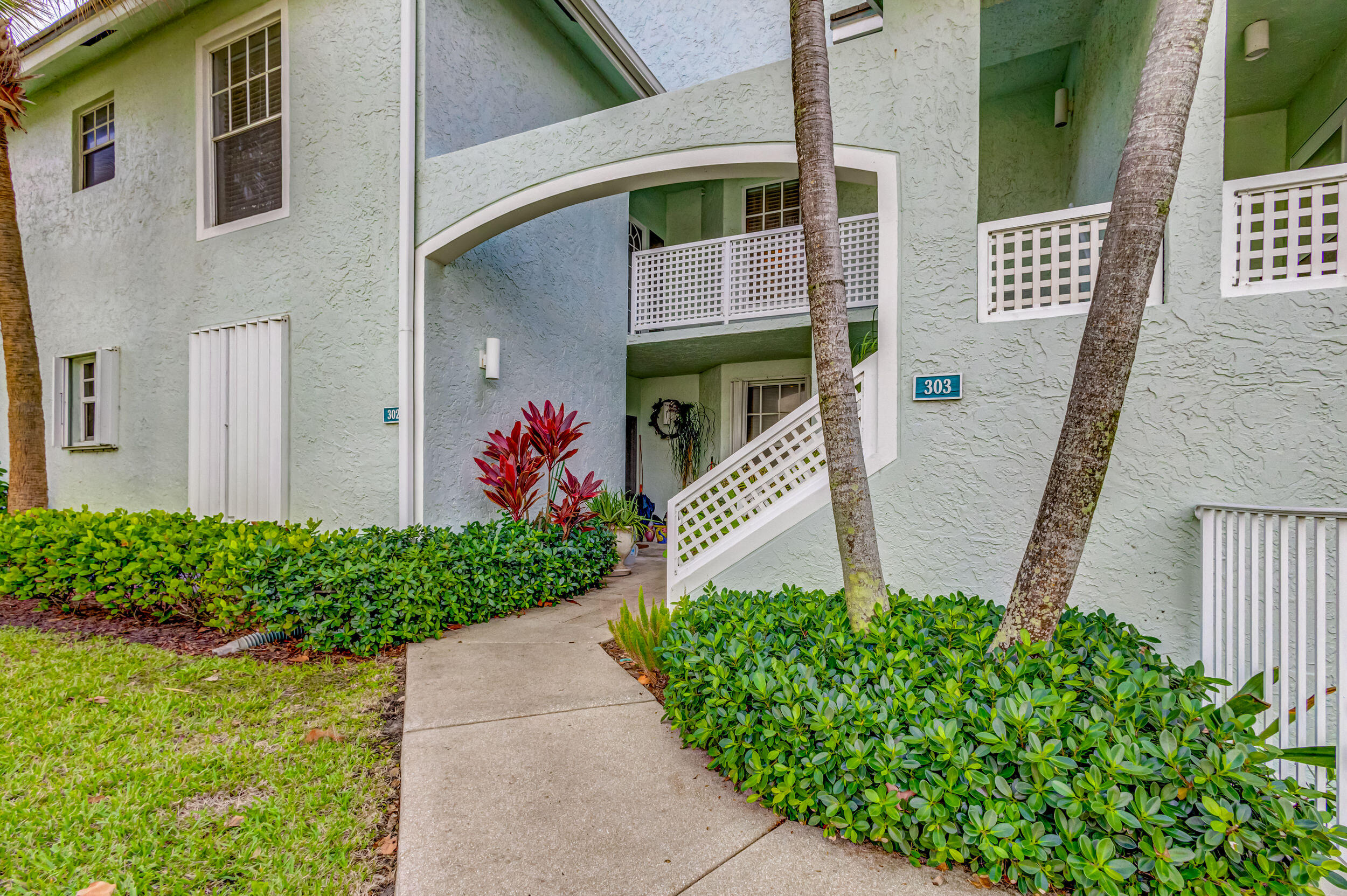 303 Mainsail Circle Jupiter, FL 33477 - Photo 5 of 59 Exterior