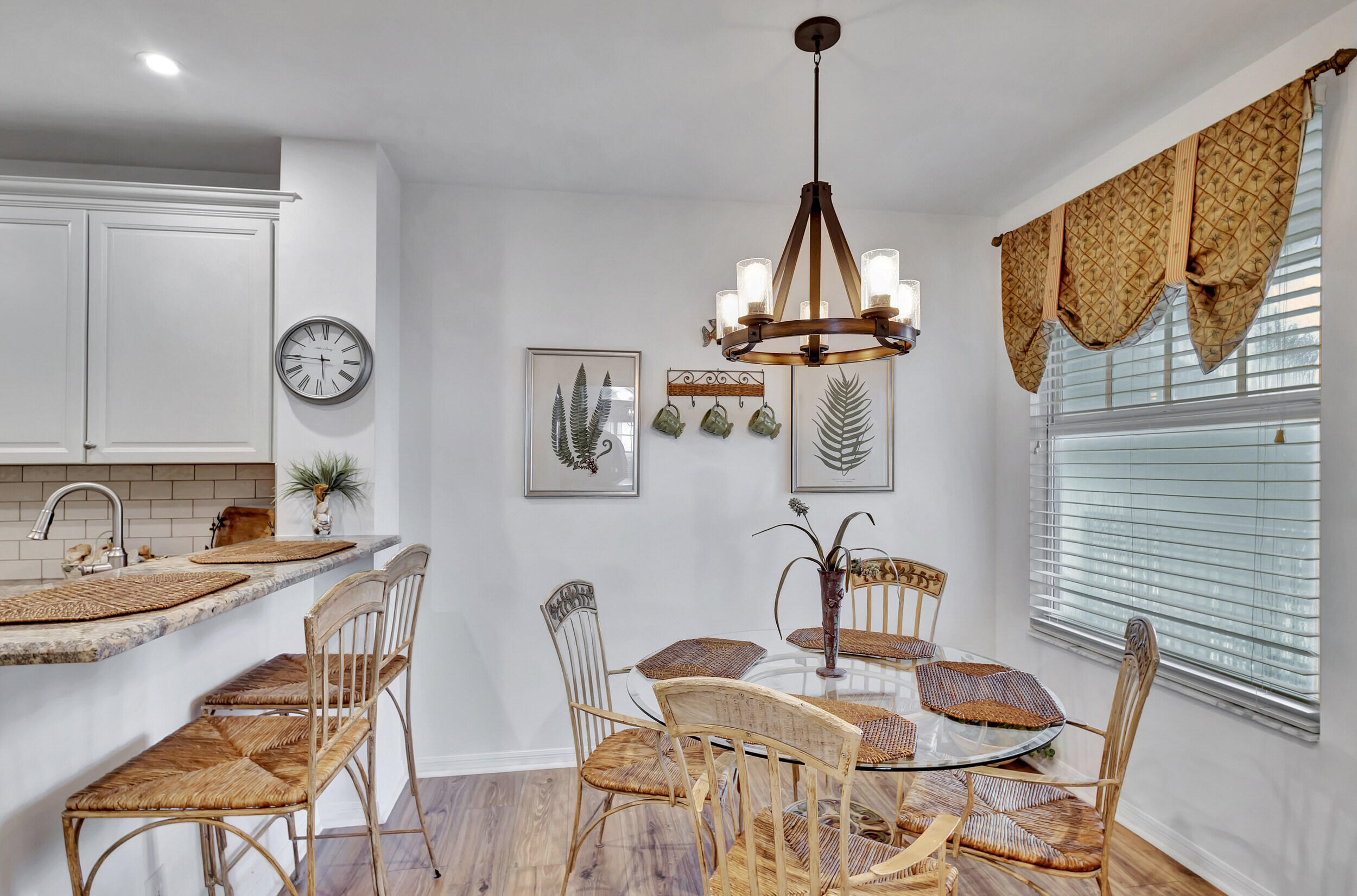 303 Mainsail Circle Jupiter, FL 33477 - Photo 10 of 59 Kitchen
