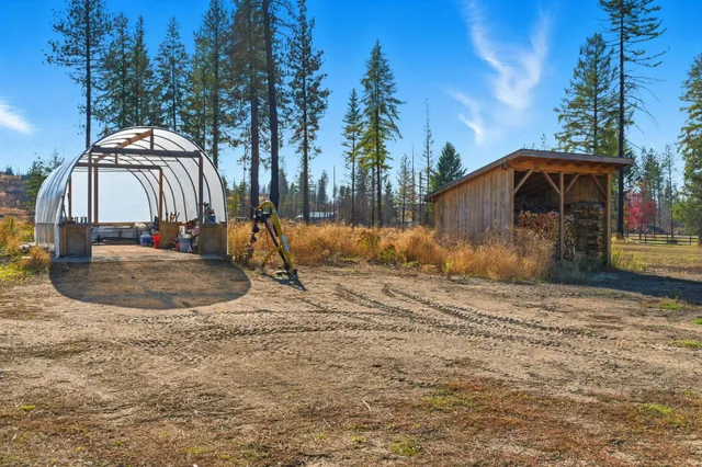 $650,000 | 14125 East Eistrup Road, Elk, WA 99009