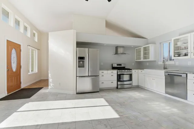 $650,000 | 14125 East Eistrup Road, Elk, WA 99009