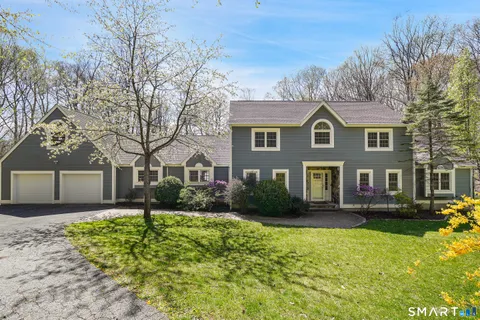 $1,125,000 | 40 Deer Hill Road, Redding, CT 06896