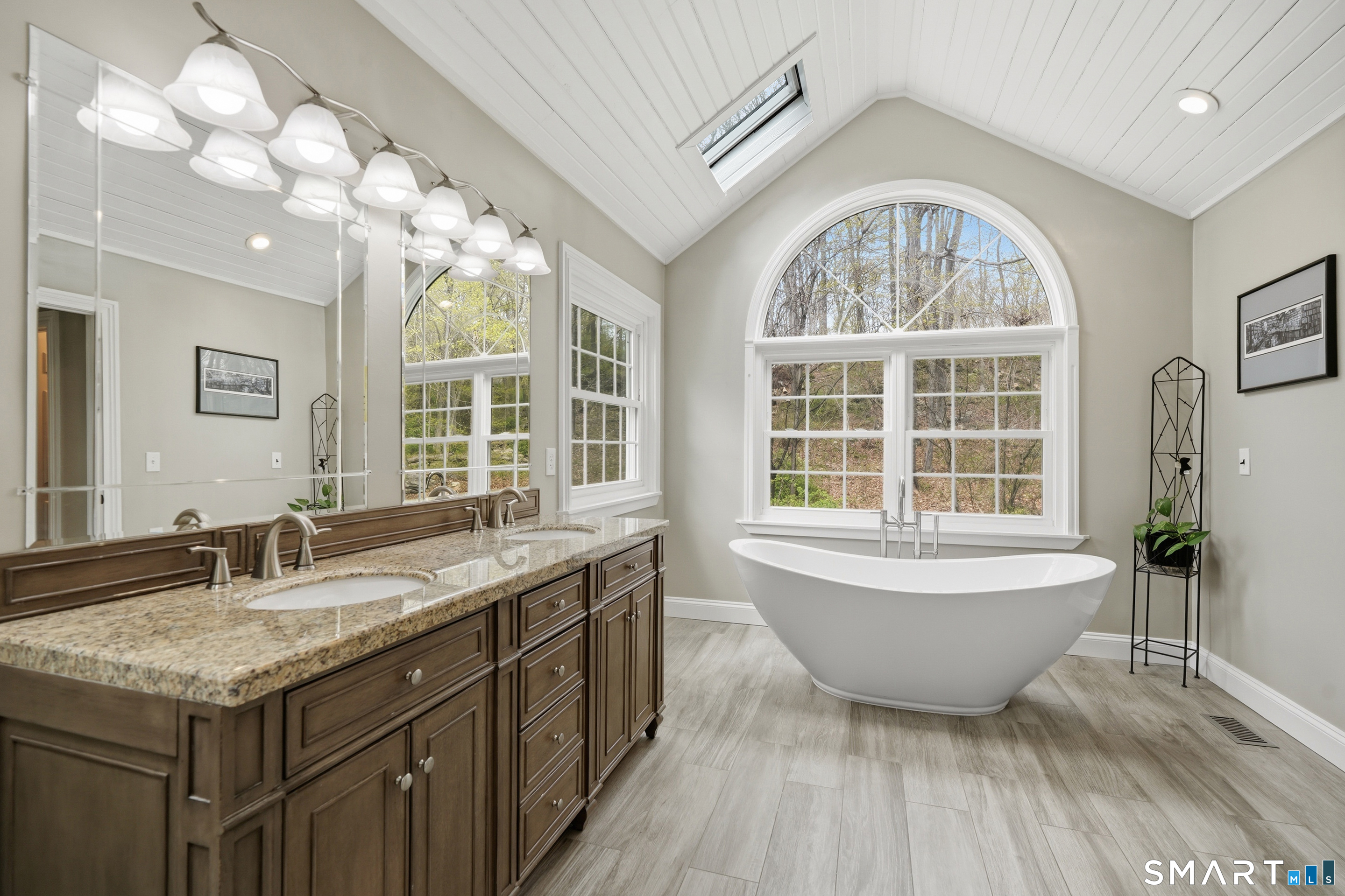 40 Deer Hill Road Redding, CT 06896 - Photo 16 of 37