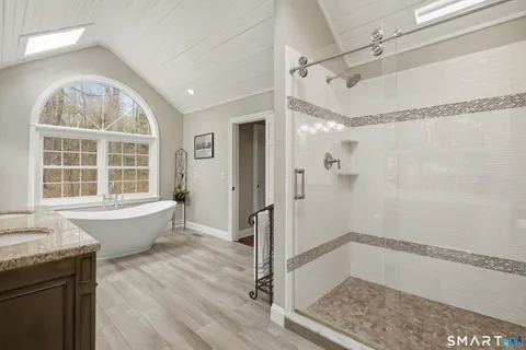 $1,125,000 | 40 Deer Hill Road, Redding, CT 06896