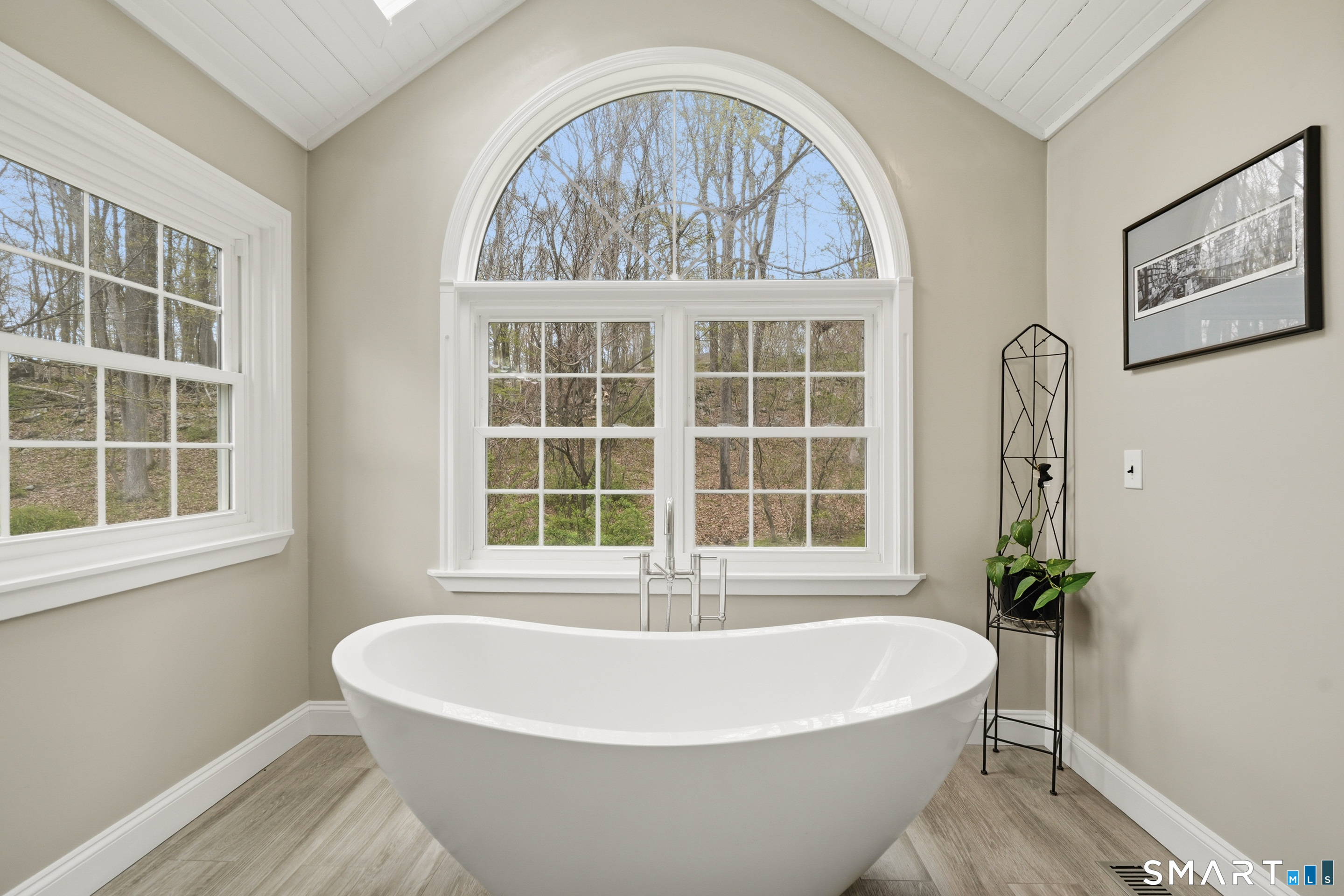 40 Deer Hill Road Redding, CT 06896 - Photo 18 of 37