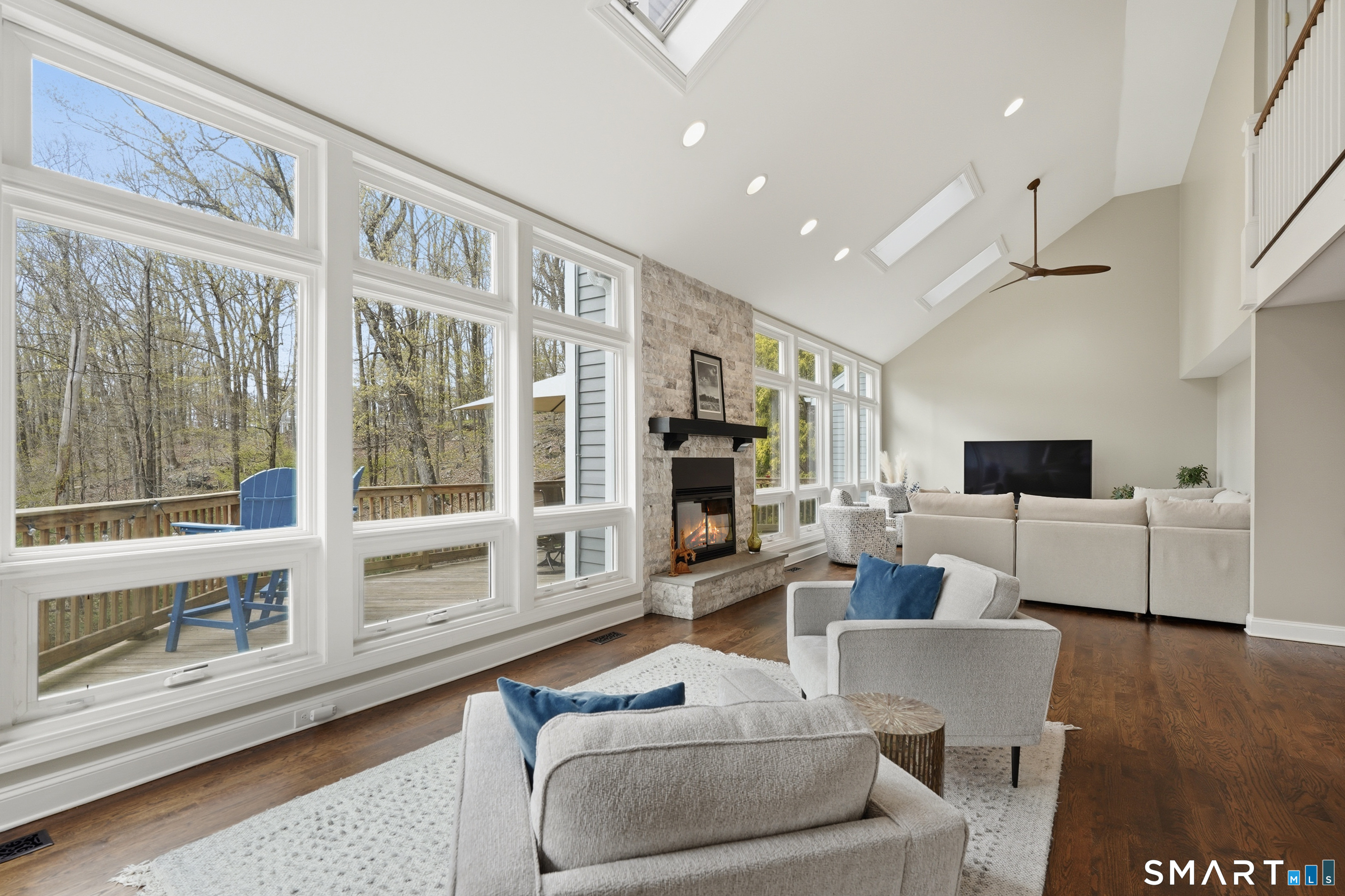 40 Deer Hill Road Redding, CT 06896 - Photo 6 of 37