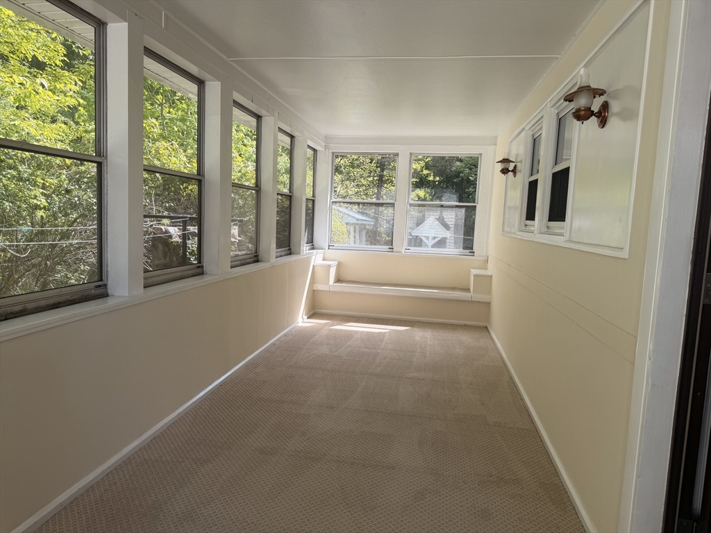 33 Highland Street Webster, MA 01570 - Photo 3 of 42