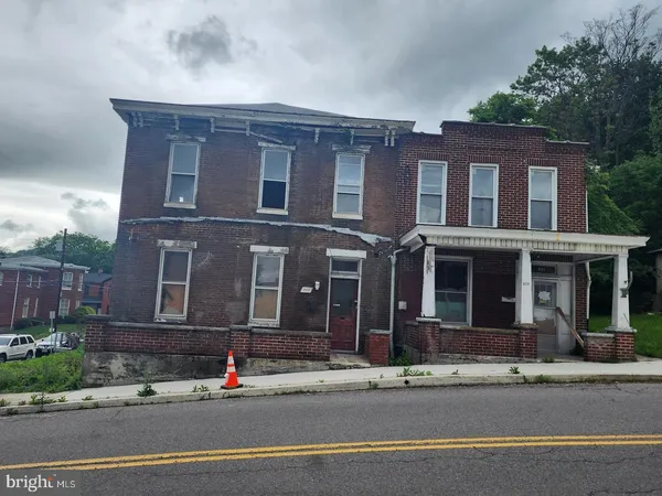 a view of a brick building