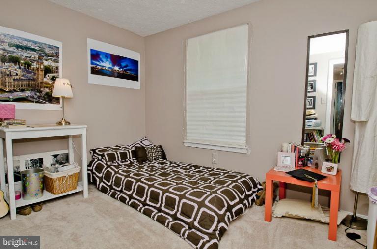6505 Field Master Drive Springfield, VA 22152 - Photo 8 of 25 Bedroom