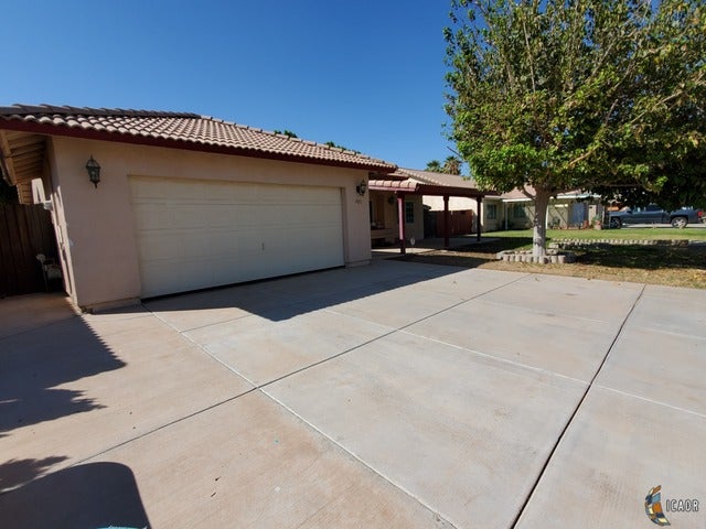 1871 Rodeo Drive Imperial, CA 92251 - Photo 1 of 10 Gallery Image 1