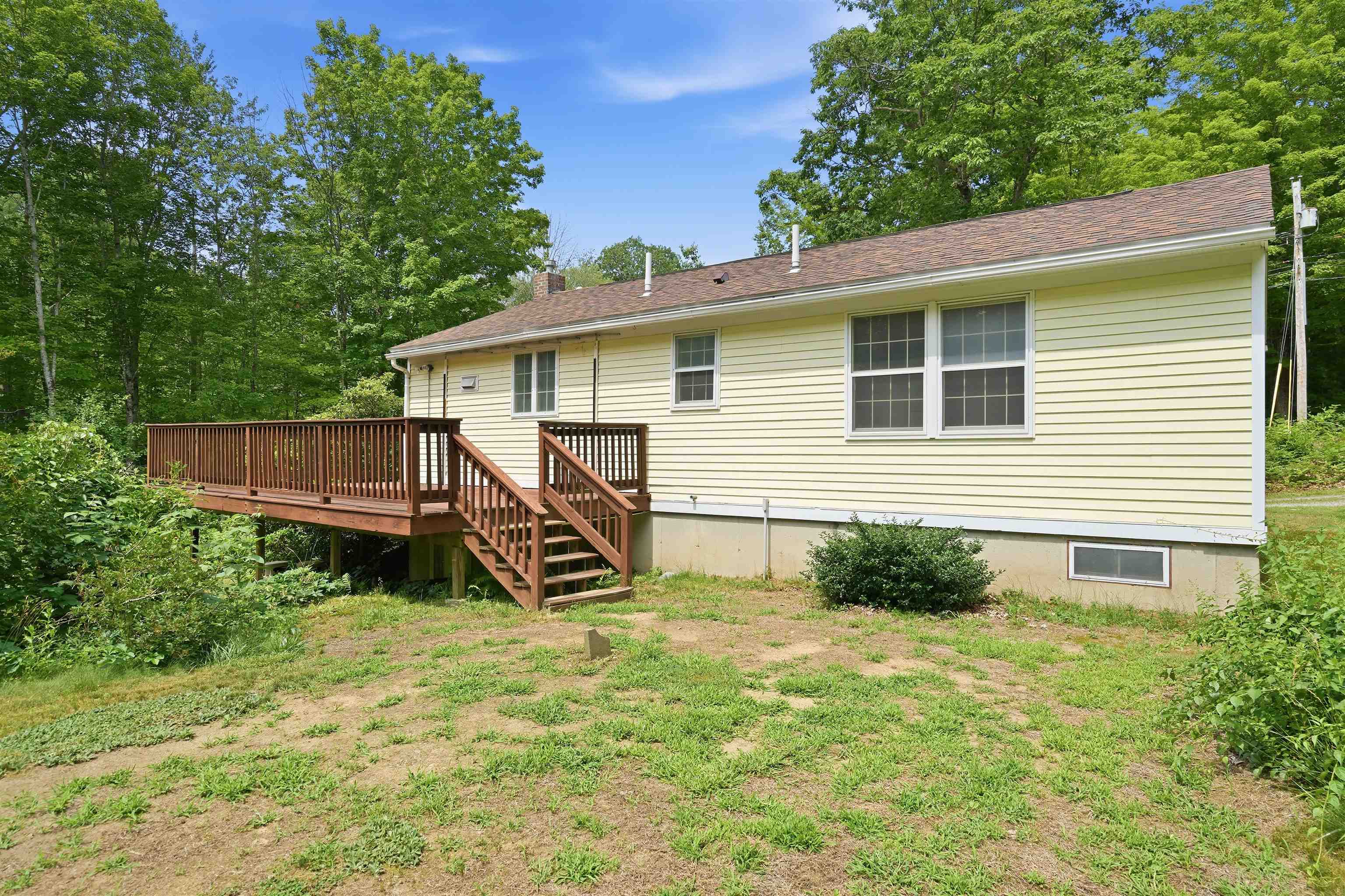 39 Old Center Harbor Road Meredith, NH 03253 - Photo 12 of 48