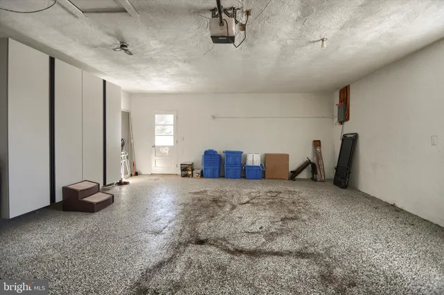 $499,900 | 1001 Lakeview Terrace, Pennsburg, PA 18073