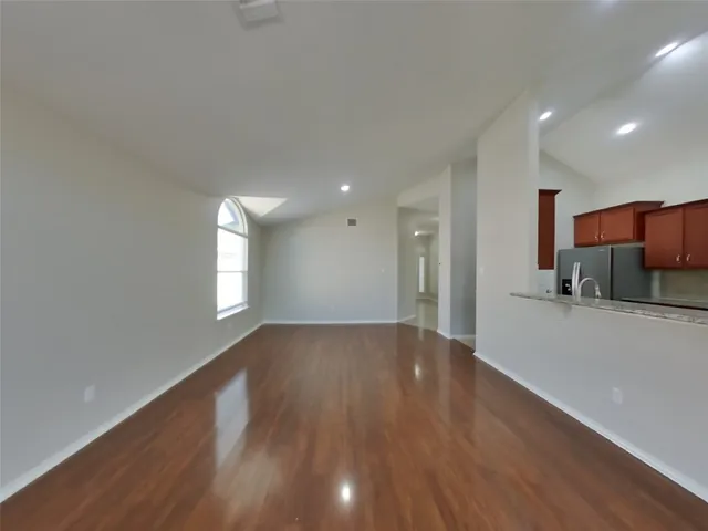 $1,649 | 347 Foster Lane, Jarrell, TX 76537