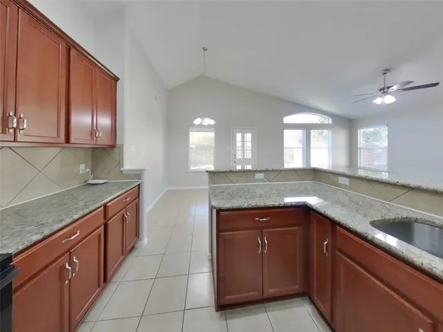 $1,649 | 347 Foster Lane, Jarrell, TX 76537