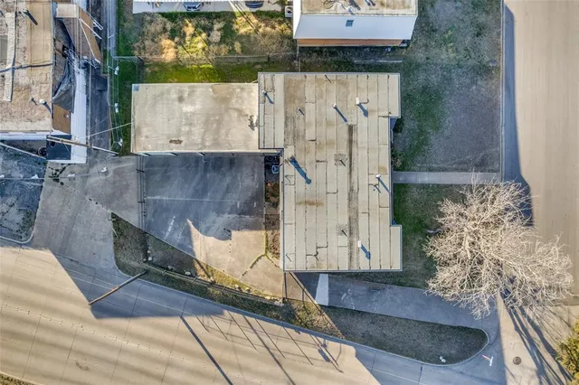 $450,000 | 8001 Carrick Street, Benbrook, TX 76116