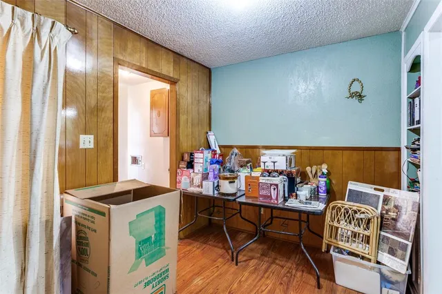 $450,000 | 8001 Carrick Street, Benbrook, TX 76116