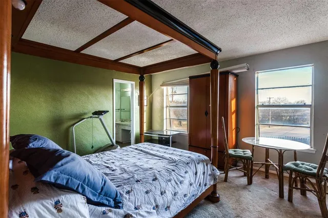 $450,000 | 8001 Carrick Street, Benbrook, TX 76116