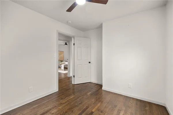 $390,000 | 8813 West 90th Terrace, Overland Park, KS 66212
