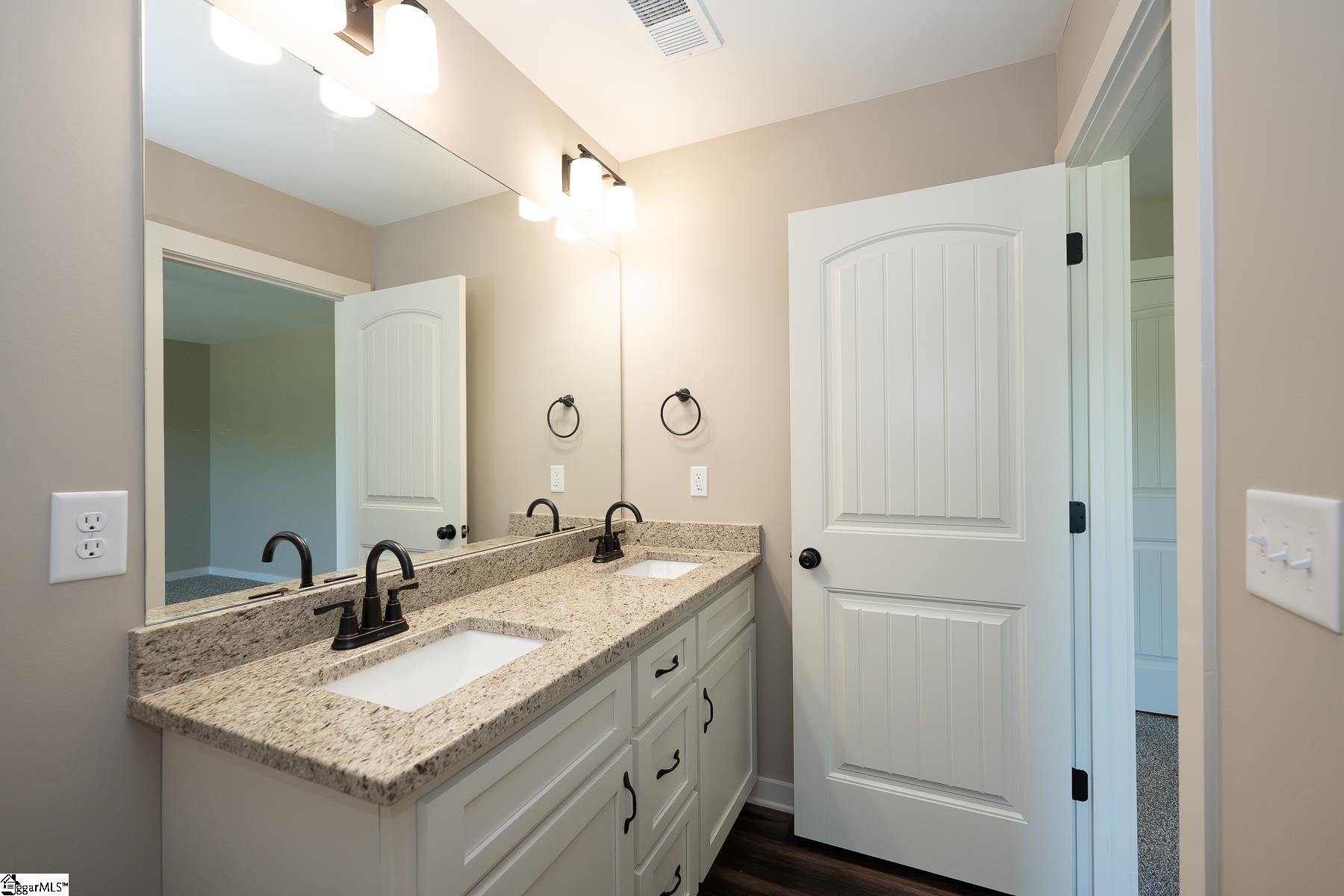 62 Lollis Road Laurens, SC 29360 - Photo 14 of 23