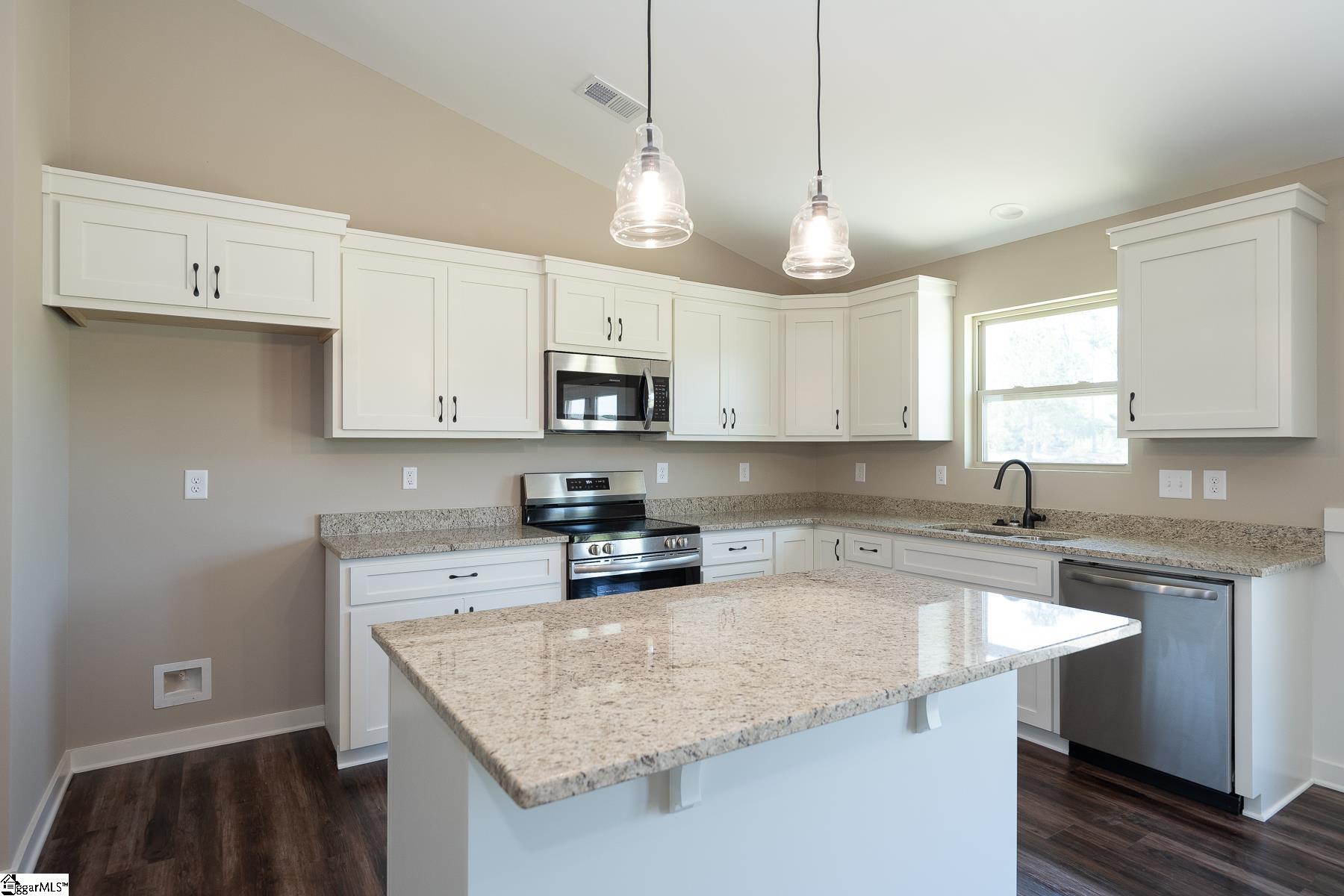 62 Lollis Road Laurens, SC 29360 - Photo 7 of 23