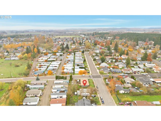 $300,000 | 416 Kennel Avenue, Molalla, OR 97038