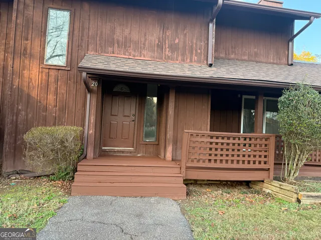 $2,900 | 20 Fairway Lane, Peachtree City, GA 30269