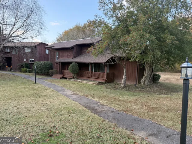 $2,900 | 20 Fairway Lane, Peachtree City, GA 30269