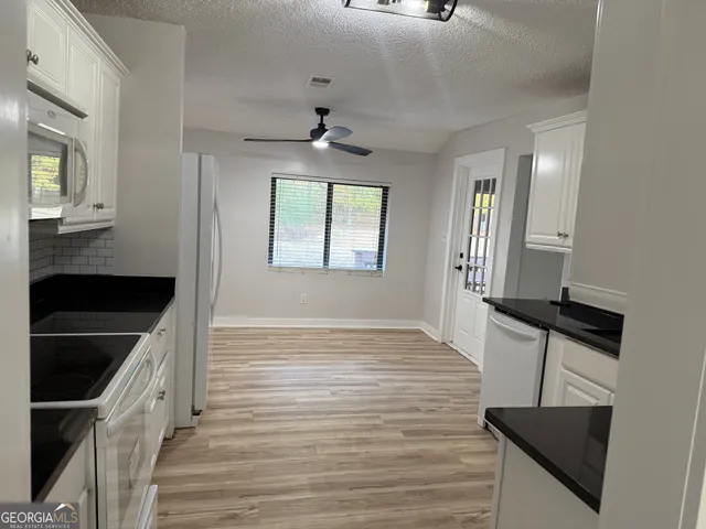 $2,900 | 20 Fairway Lane, Peachtree City, GA 30269