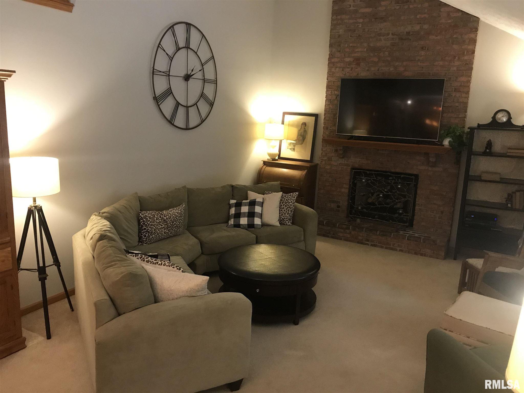 8801 North Picture Ridge Road Peoria, IL 61615 - Photo 10 of 50 Gallery Image 10