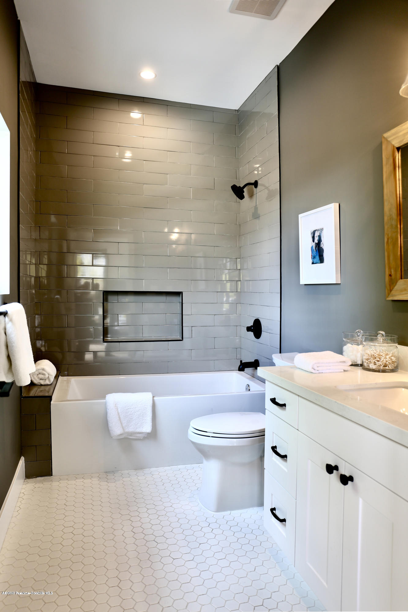 3665 Thorndale Road Pasadena, CA 91107 - Photo 42 of 45 a bathroom with a sink a toilet and shower