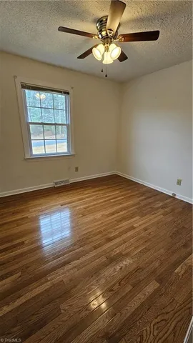 $295,000 | 110 Hillside Court, King, NC 27021