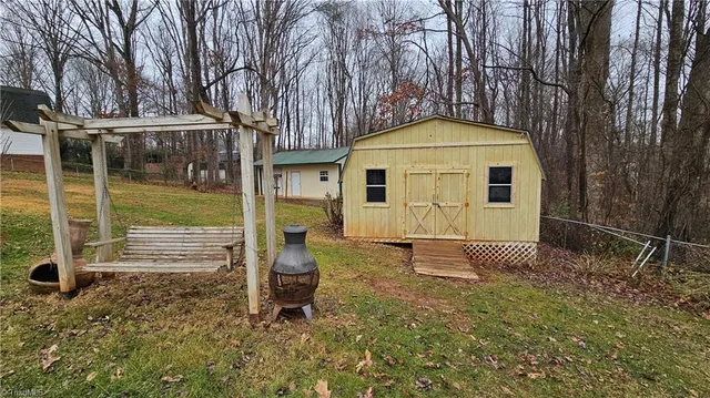 $295,000 | 110 Hillside Court, King, NC 27021