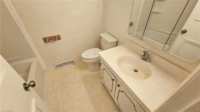 $295,000 | 110 Hillside Court, King, NC 27021