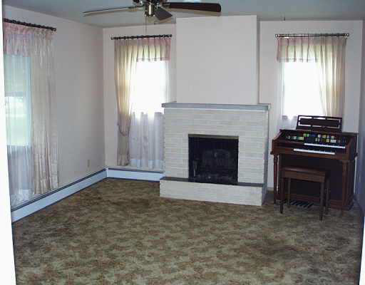 9535 Illinois Road Fort Wayne, IN 46804 - Photo 3 of 4 Gallery Image 3