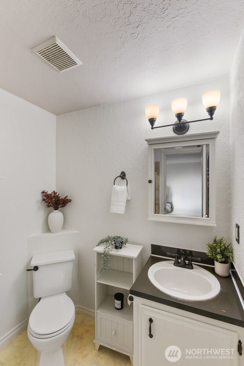 17801 23rd Avenue Southeast Bothell, WA 98012 - Photo 23 of 40
