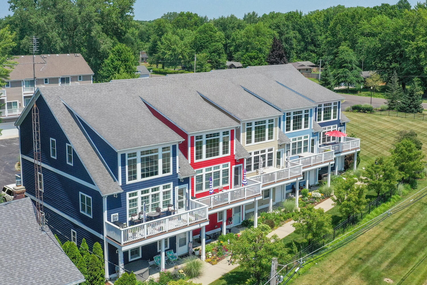 5540 Johnson Road, Unit 5 Coloma, MI 49038 - Photo 1 of 7 5540 Johnson Rd 5 Coloma MI-large-001-00