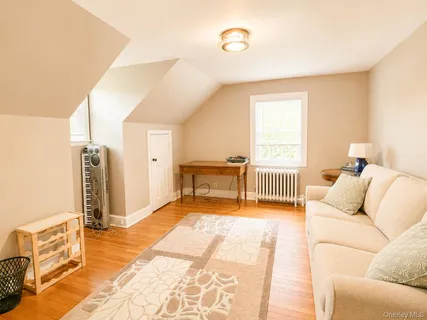 $1,100,000 | 15 Anita Place, Farmingdale, NY 11735
