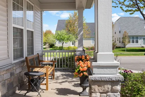 $543,800 | 604 Geneva Court, Indian Creek, IL 60061