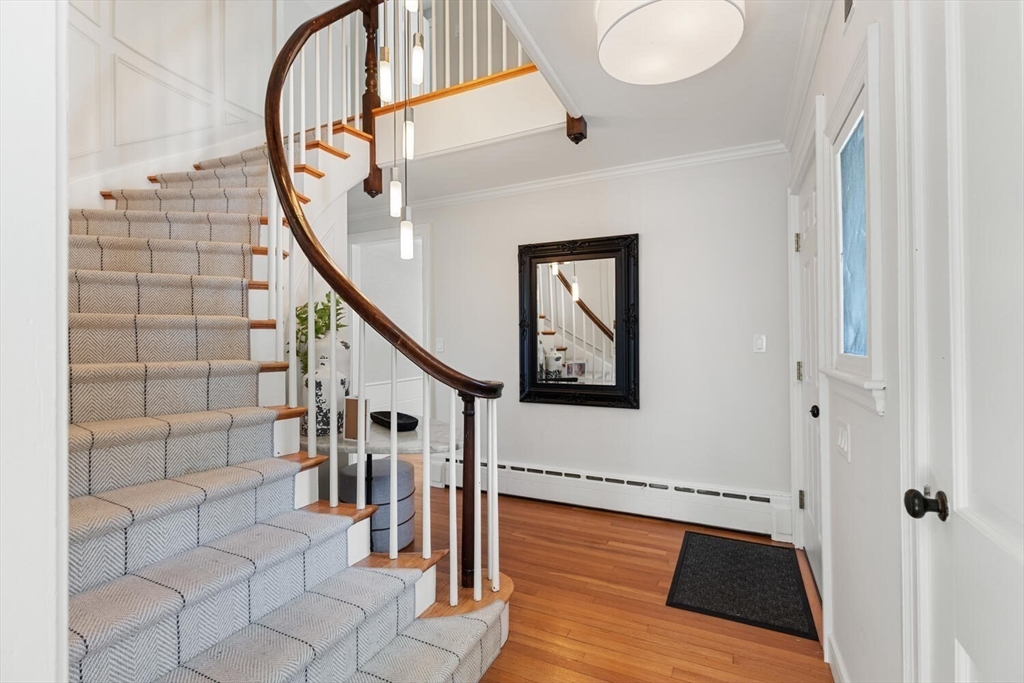 19 Johnson Road Winchester, MA 01890 - Photo 5 of 42 Gallery Image 5