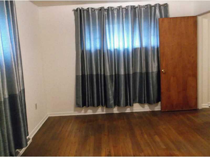 113 Clearview Road Aliquippa, PA 15001 - Photo 12 of 21 Master Bedroom.