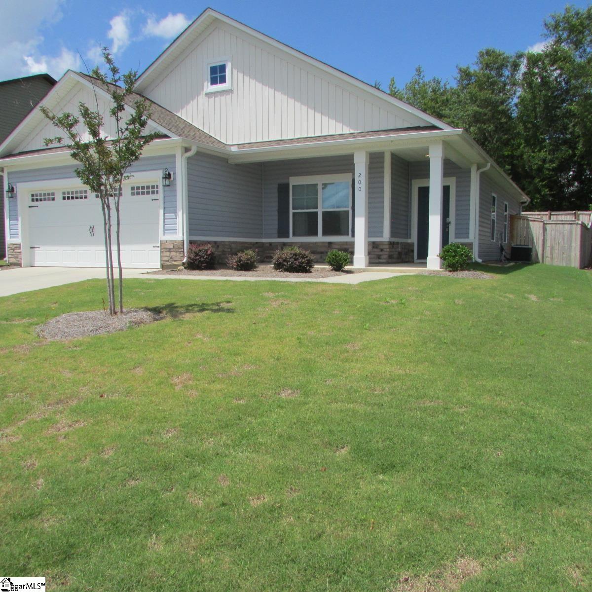 200 Icebow Road Fountain Inn, SC 29644 - Photo 2 of 29