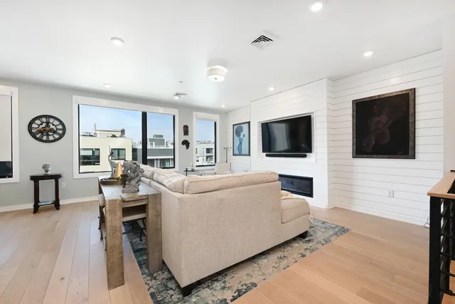 $2,695,000 | 408 Adams Street, Unit 2, Hoboken, NJ 07030