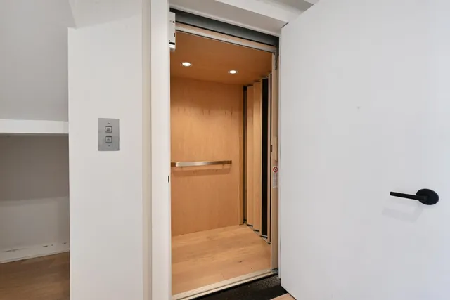 $2,695,000 | 408 Adams Street, Unit 2, Hoboken, NJ 07030